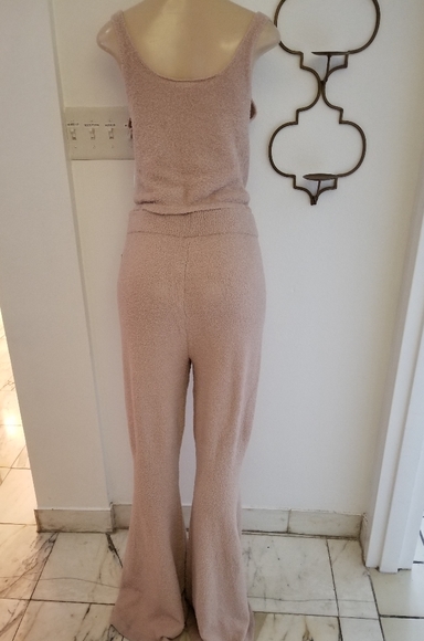 Cozy Set - Picture 2 of 8